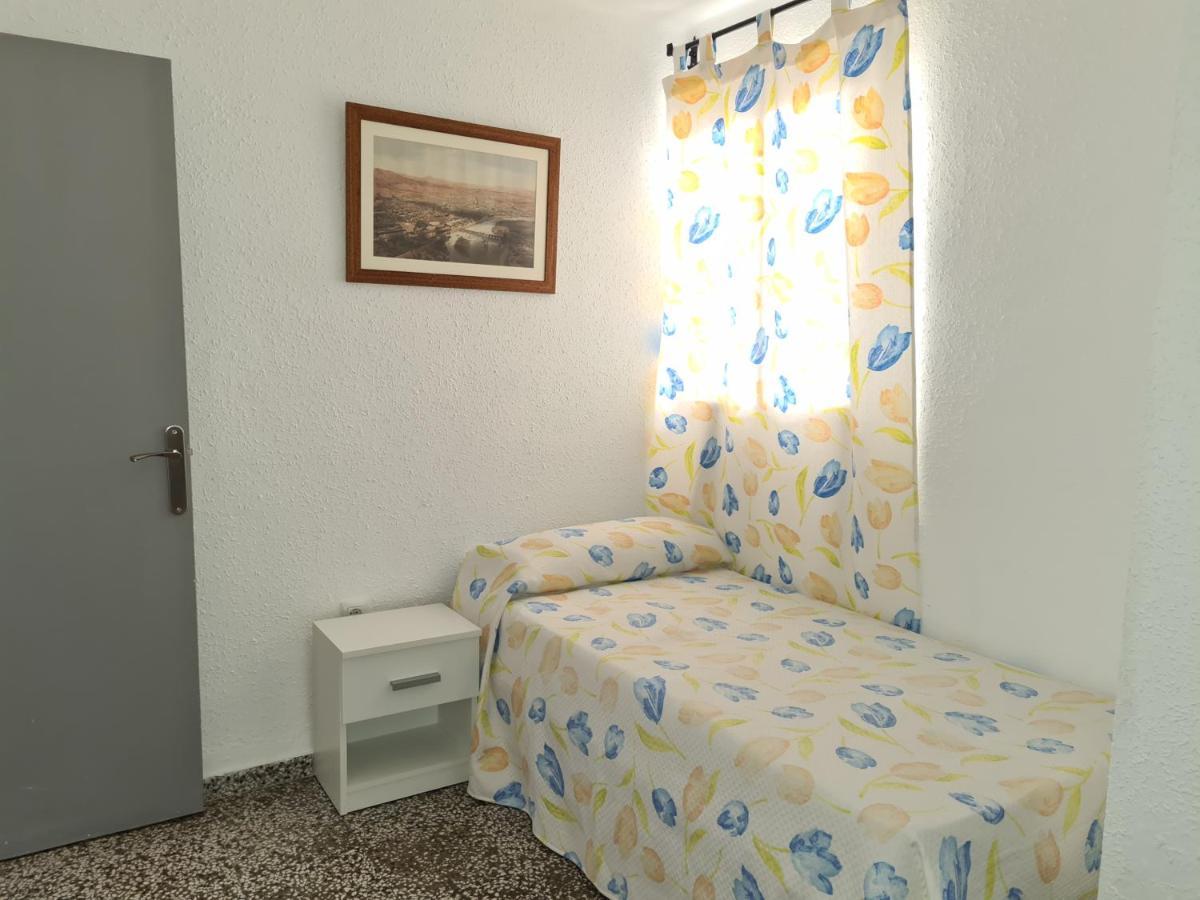 Apartamento En Pleno Centro De เนร์คา ภายนอก รูปภาพ